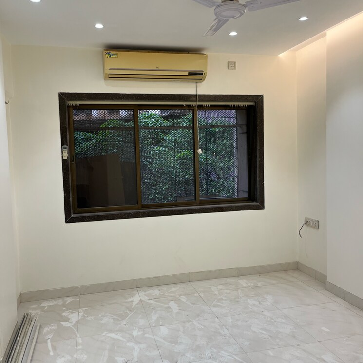 Room, riddhi-garden 3 Bedroom 1100 Sq.Ft. Apartment In Riddhi Gardens Mumbai 8809450