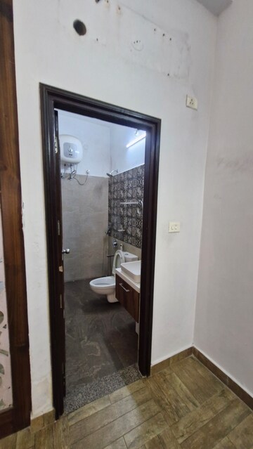 Furnished Amenities in 2 BHK Builder Floor at Gms Road – for Rent