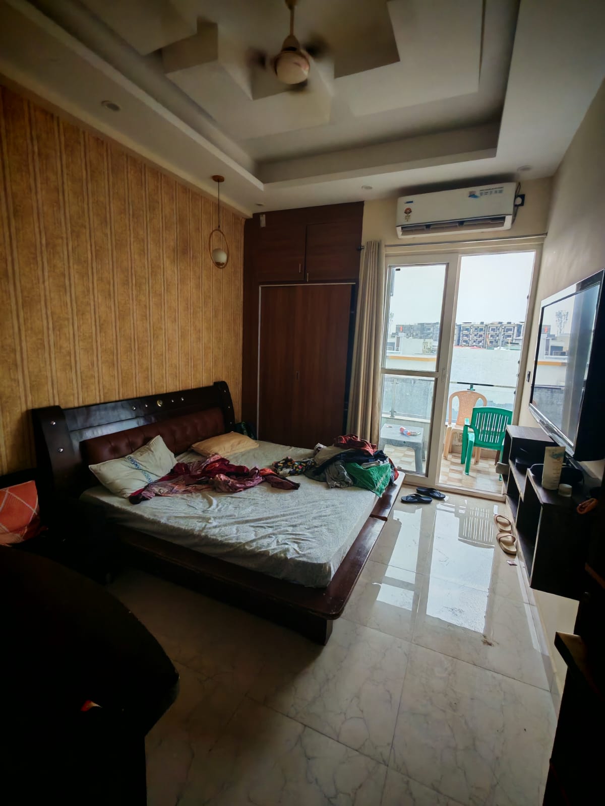 3 BHK + Pooja Room Builder Floor For Rent in 100yards Properties 89310