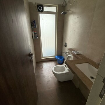 Bathroom in  Pg at Malad East – for Rent