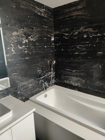 Bathroom in 4 BHK Builder Floor at Safdarjung Enclave – for Rent