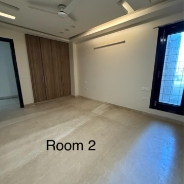 Room in 4 BHK Builder Floor at Greater Kailash I – for Rent