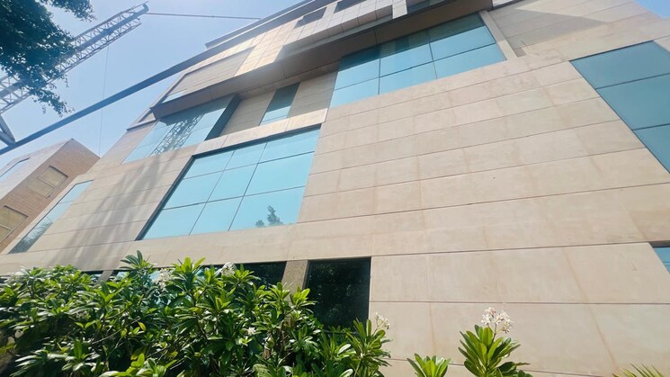 Exterior View, sector 64 Commercial Office Space 50000 Sq.Ft. In Sector 64 Noida 8809474