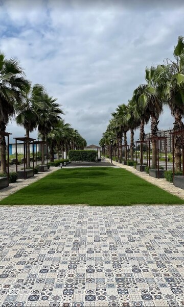  Plot – Garden View at Super Corridor - for Sale
