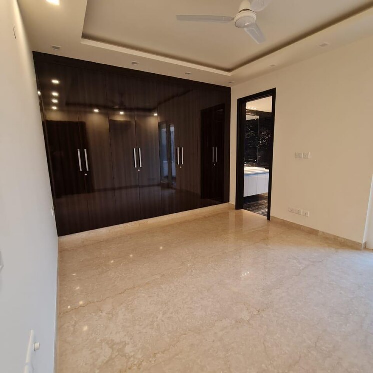 Room, veera-safdarjung-enclave 4 Bedroom 2700 Sq.Ft. Builder Floor In Safdarjung Enclave Delhi 8809488