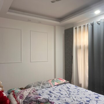 Bedroom in 2 BHK Builder Floor at Malviya Nagar – for Rent