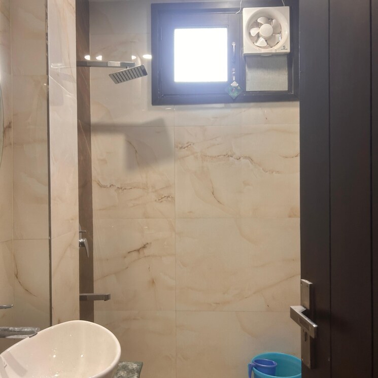 Bathroom, malviya nagar 2 Bedroom 900 Sq.Ft. Builder Floor In Malviya Nagar Delhi 8809490