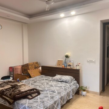 Bedroom in 2 BHK Builder Floor at Malviya Nagar – for Rent