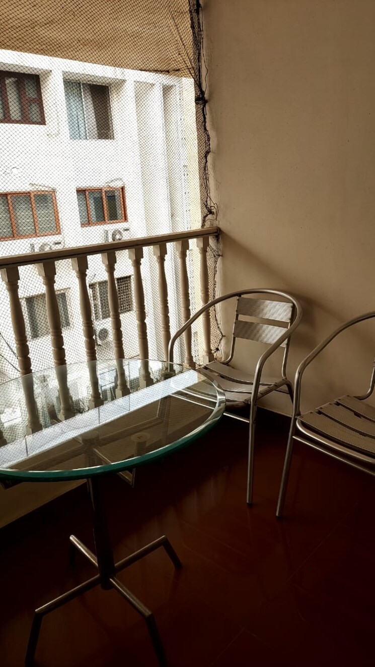 Balcony, garden-apartments 2 Bedroom 1300 Sq.Ft. Apartment In Vittal Mallya Road Bangalore 8809508