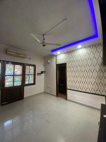 Bedroom in 4 BHK Apartment at Prestige Aster Apartments, Langford Town – for Rent