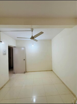 Master Bedroom in 2.5 BHK Apartment at Eisha Heights, Kondhwa – for Sale