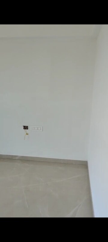 1 BHK Apartment For Rent in Renaissance Spring Meadows, Malad East