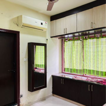 Bedroom in 3 BHK Builder Floor at Madhapur – for Rent