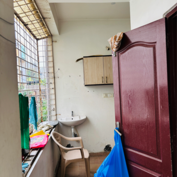 Furnished Amenities in 3 BHK Builder Floor at Madhapur – for Rent