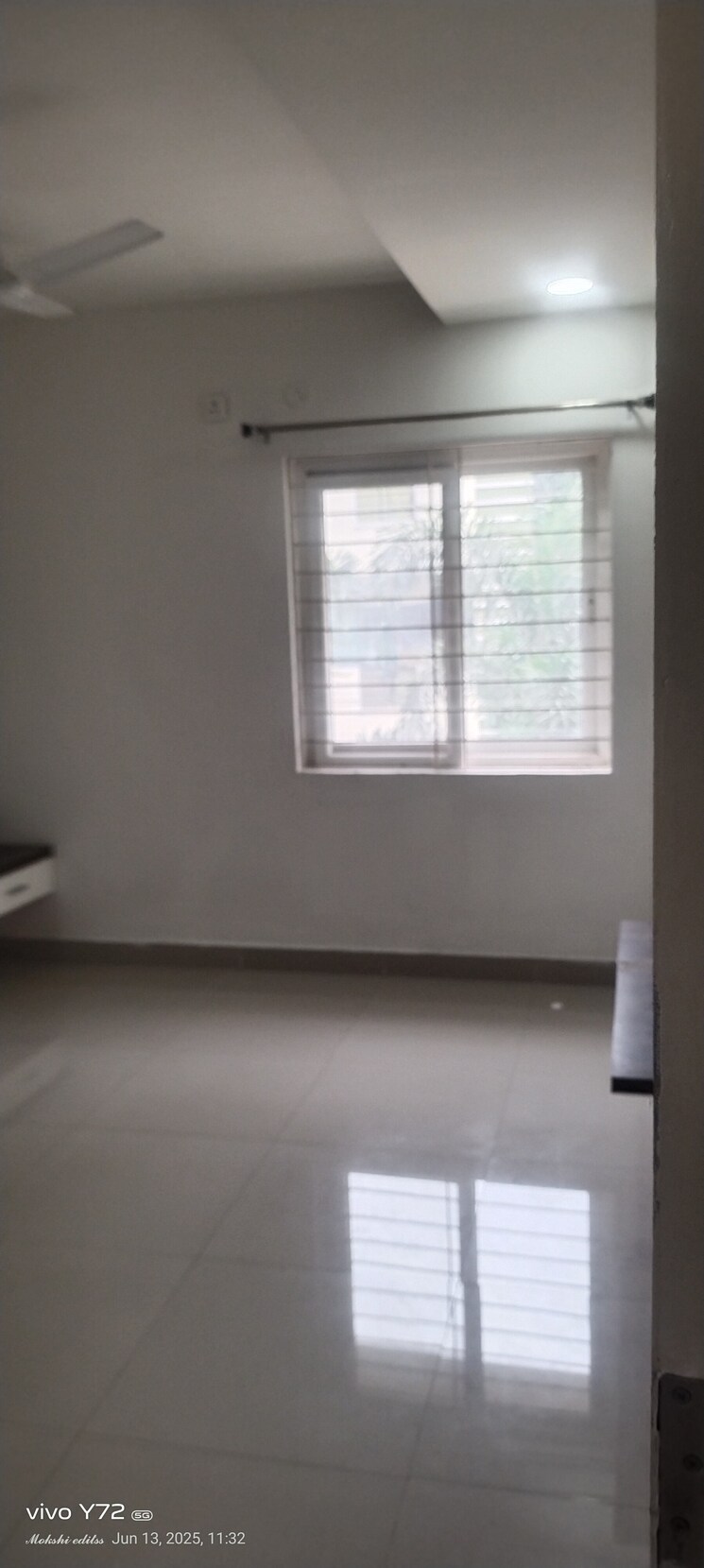 Room, pavani-laxmi-nivas 3 Bedroom 1750 Sq.Ft. Apartment In Madhapur Hyderabad 8809534