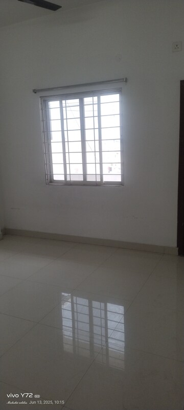 Room in 2 BHK Penthouse at Pavani Laxmi Nivas, Madhapur – for Rent