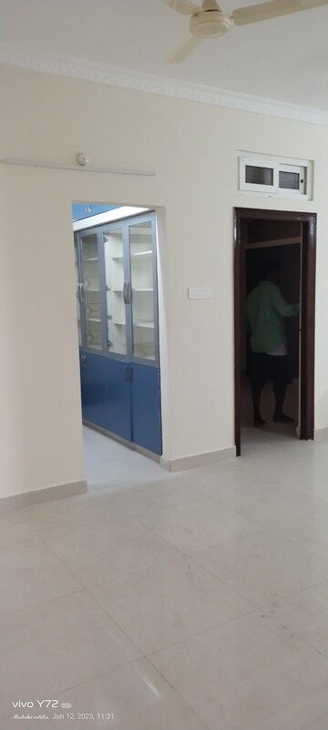 Room in 2 BHK Apartment at Pavani Laxmi Nivas, Madhapur – for Rent