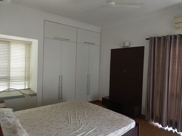 Bedroom in 3 BHK Builder Floor at Palam Vihar – for Rent