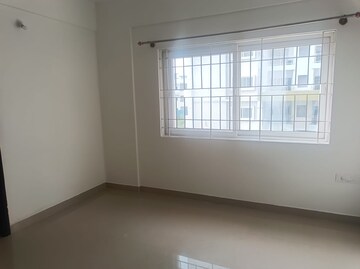 Room in 3 BHK Apartment at Ozone Urbana Pavilion, Devanahalli – for Rent