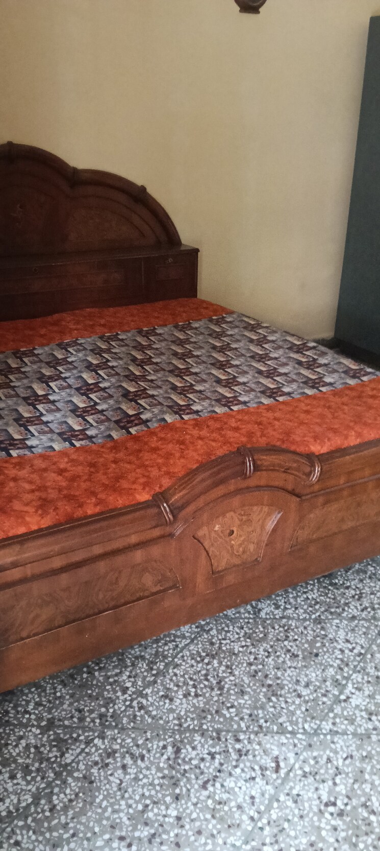 Bedroom, lajpat nagar i 1 RK 350 Sq.Ft. Builder Floor In Lajpat Nagar I Delhi 8809596