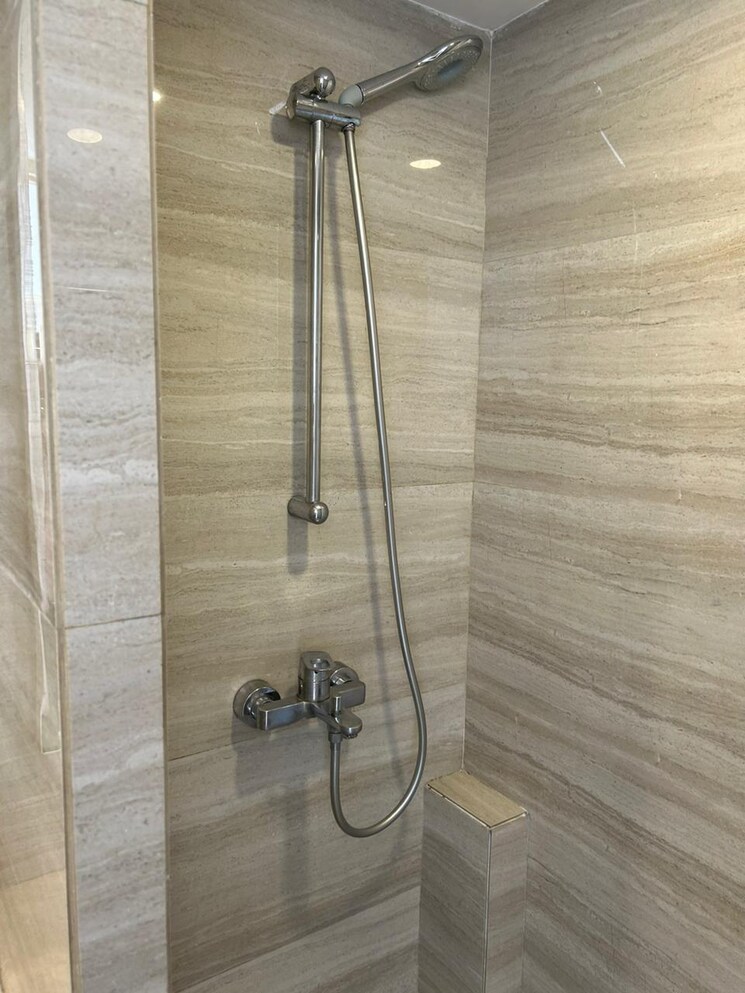 Bathroom, hiranandani estate 2 Bedroom 800 Sq.Ft. Apartment In Hiranandani Estate Thane 8809603