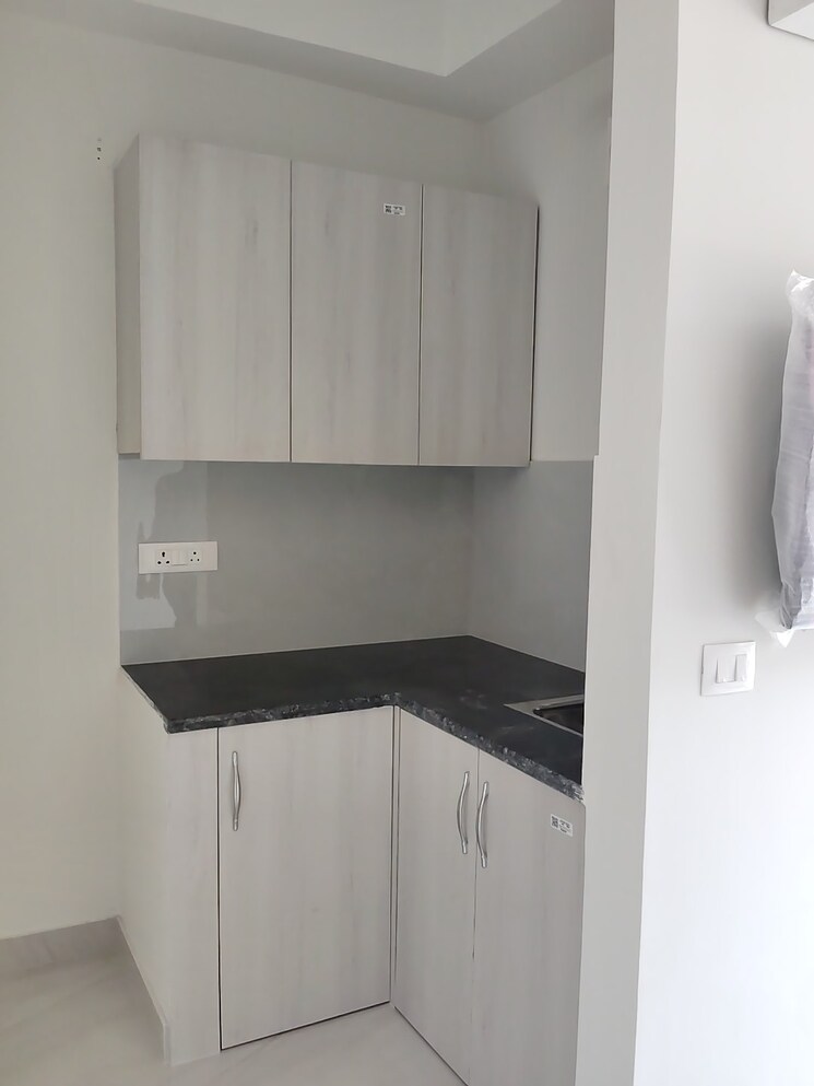 Kitchen, sector 46 1 RK 325 Sq.Ft. Builder Floor In Sector 46 Gurgaon 8809604