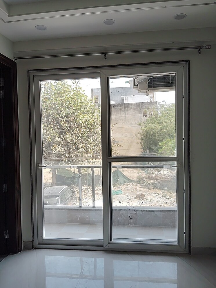 Room, sector 46 1 RK 325 Sq.Ft. Builder Floor In Sector 46 Gurgaon 8809604
