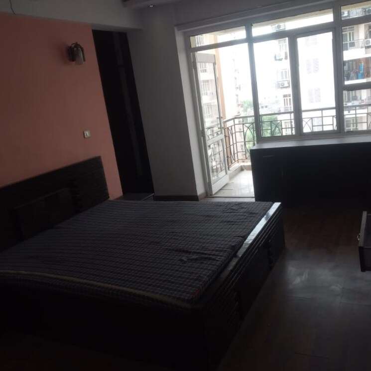 Room, parker-residency 3.5 Bedroom 2190 Sq.Ft. Apartment In New Tara Nagar Sonipat 8809649