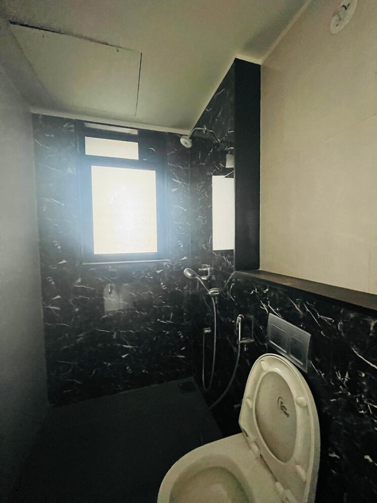 Bathroom, lodha-palava-serenity-d 3 Bedroom 1200 Sq.Ft. Apartment In Dombivli East Thane 8809663