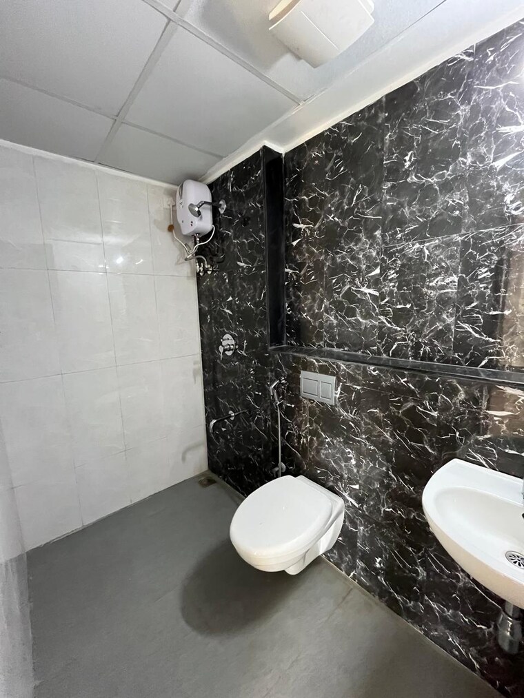 Bathroom, lodha-palava-serenity-d 3 Bedroom 1200 Sq.Ft. Apartment In Dombivli East Thane 8809663