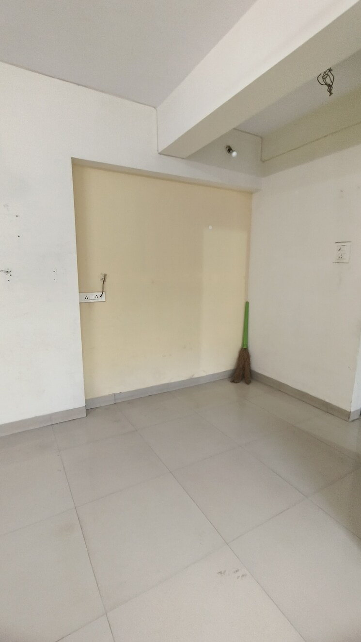 Room, hirani-haze-apartment 1 Bedroom 450 Sq.Ft. Apartment In Kurla East Mumbai 8809672