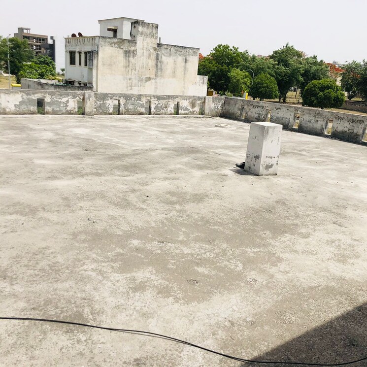  Parking, ansal-sushant-city-sonipat  500 Sq.Yd. Plot In New Tara Nagar Sonipat 8809671