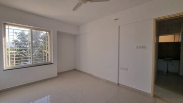 Room in 1 BHK Apartment at Oxford Blues, Wanowrie – for Rent