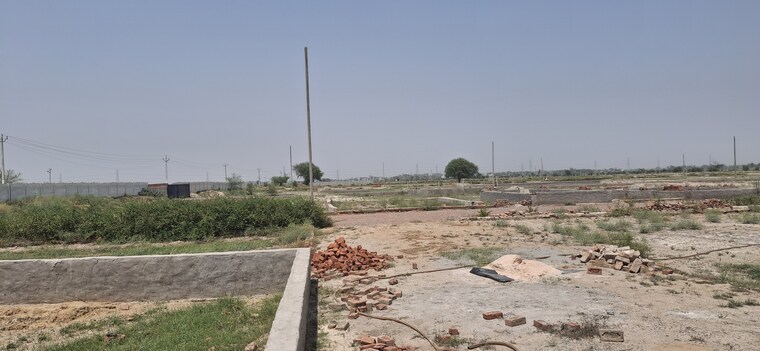 undefined, jewar  10000 Sq.Ft. Plot In Jewar Greater Noida 8809692