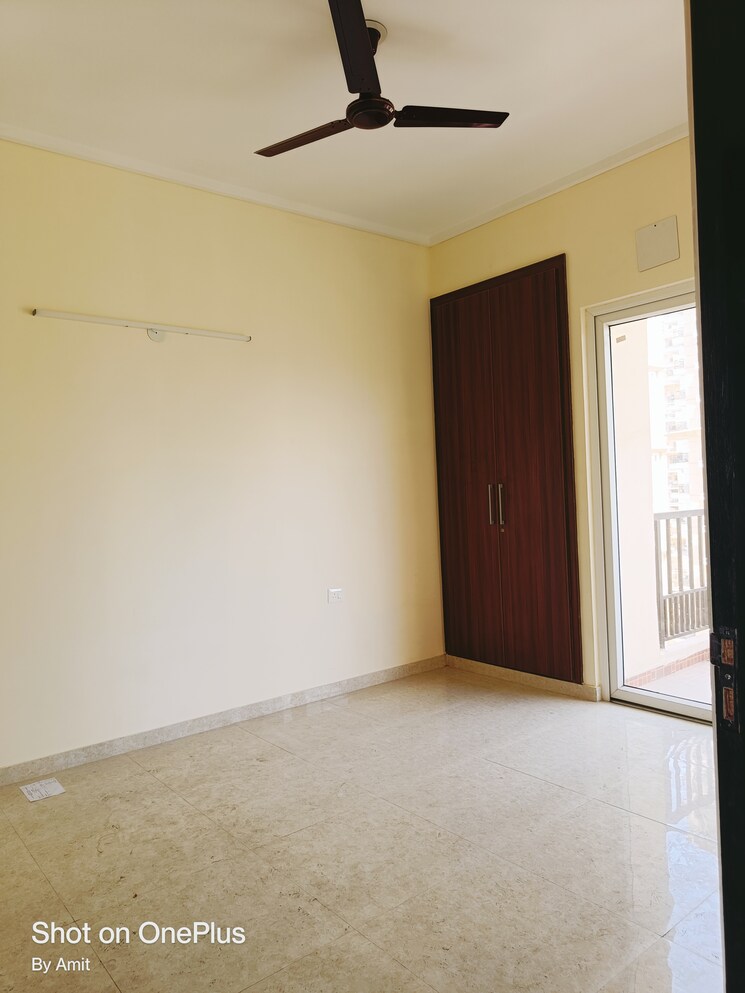 Room, dasnac-the-jewel 3 Bedroom 1660 Sq.Ft. Apartment In Sector 75 Noida 8809702