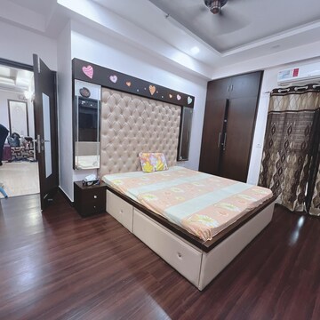Bedroom in 3 BHK Apartment at Mahagun Moderne, Sector 78 – for Rent