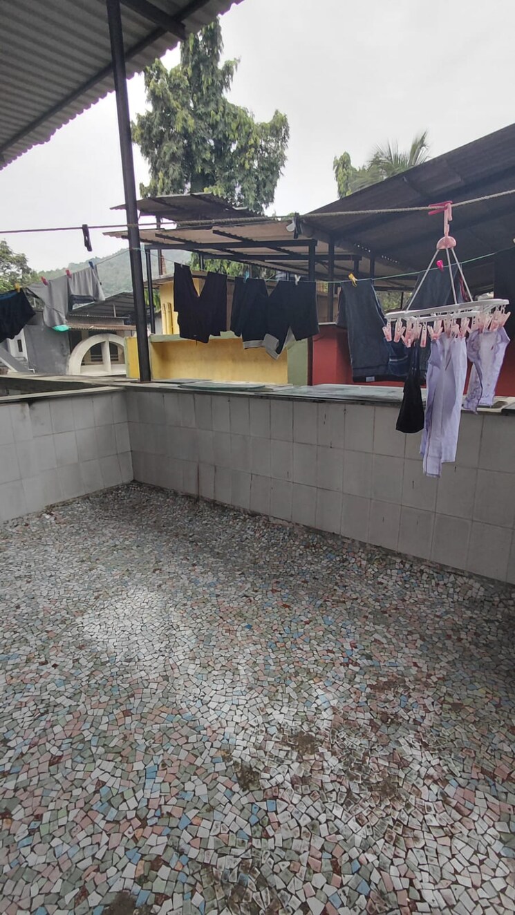 Terrace, hill-garden 2 Bedroom 1500 Sq.Ft. Villa In Manpada Thane 8809525