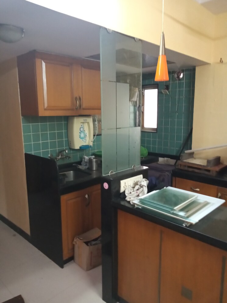 Kitchen, ashirwad-chs-andheri-east 1.5 Bedroom 550 Sq.Ft. Apartment In Andheri East Mumbai 8809783