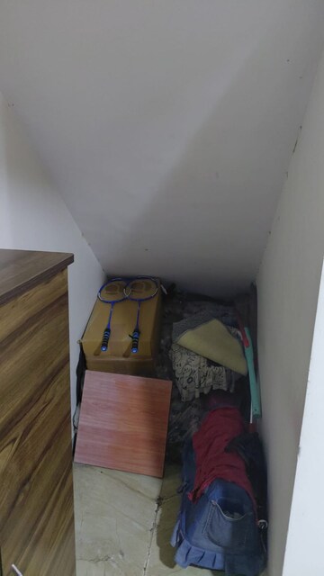 Room in 2 BHK Villa at Hill Garden, Manpada – for Sale