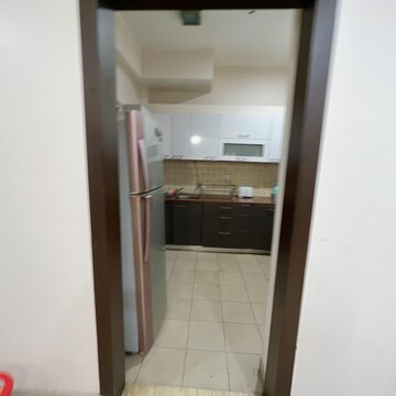 Furnished Amenities in 3 BHK Apartment at Mahagun Moderne, Sector 78 – for Rent