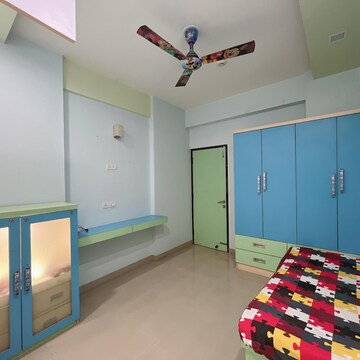 Bedroom in 3 BHK Apartment at Mahagun Moderne, Sector 78 – for Rent