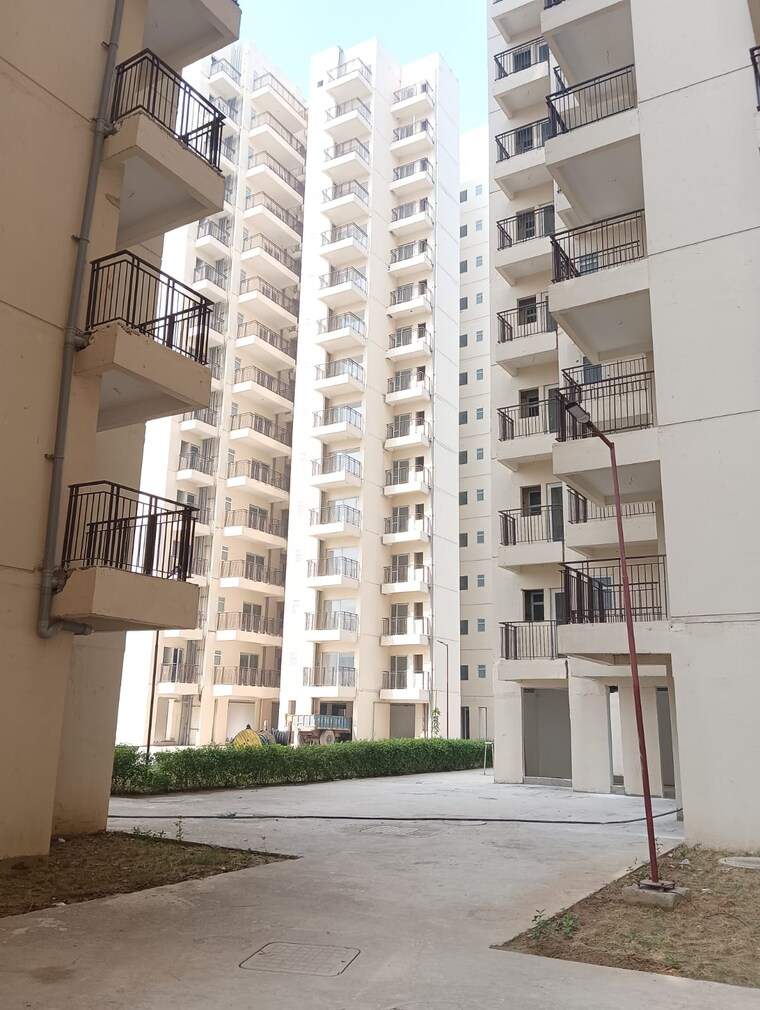 Exterior View, pivotal-paradise 2 Bedroom 686 Sq.Ft. Apartment In Sector 62 Gurgaon 8809834