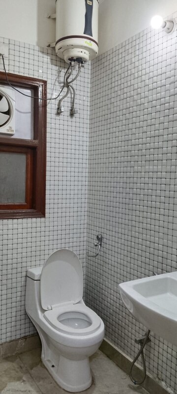 Bathroom in 2 BHK Builder Floor at SS Southend Floors, South City 2 – for Rent