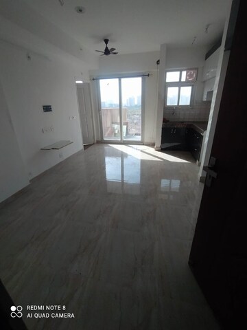 Room in 3 BHK Apartment at Supertech Czar Suites, Omicron I Greater Noida – for Sale