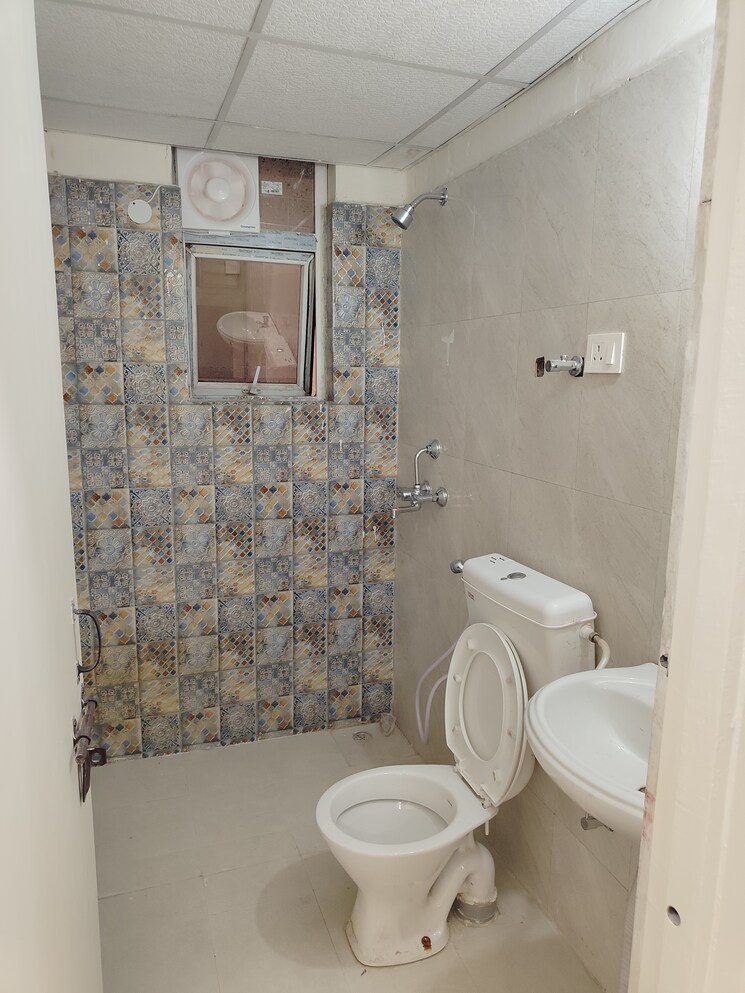Bathroom, signature-the-millennia-2 2 Bedroom 545 Sq.Ft. Apartment In Sector 37d Gurgaon 8809911