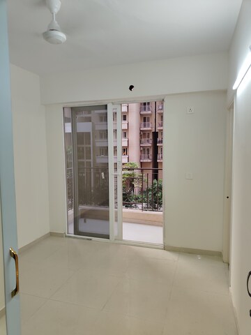 Room in 2 BHK Apartment at Signature The Millennia 2, Sector 37d – for Rent