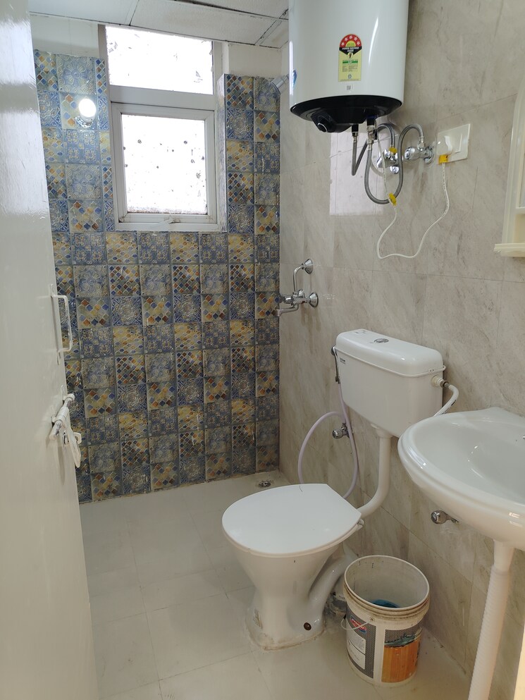 Bathroom, signature-the-millennia-2 2 Bedroom 603 Sq.Ft. Apartment In Sector 37d Gurgaon 8809947