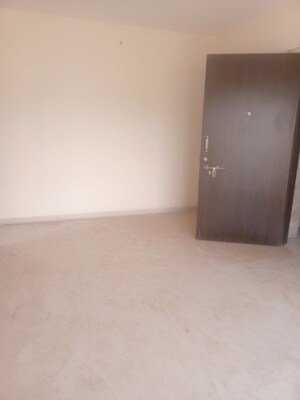 Room in 5 BHK Apartment at Bhimjyani Verraton, Manpada – for Sale