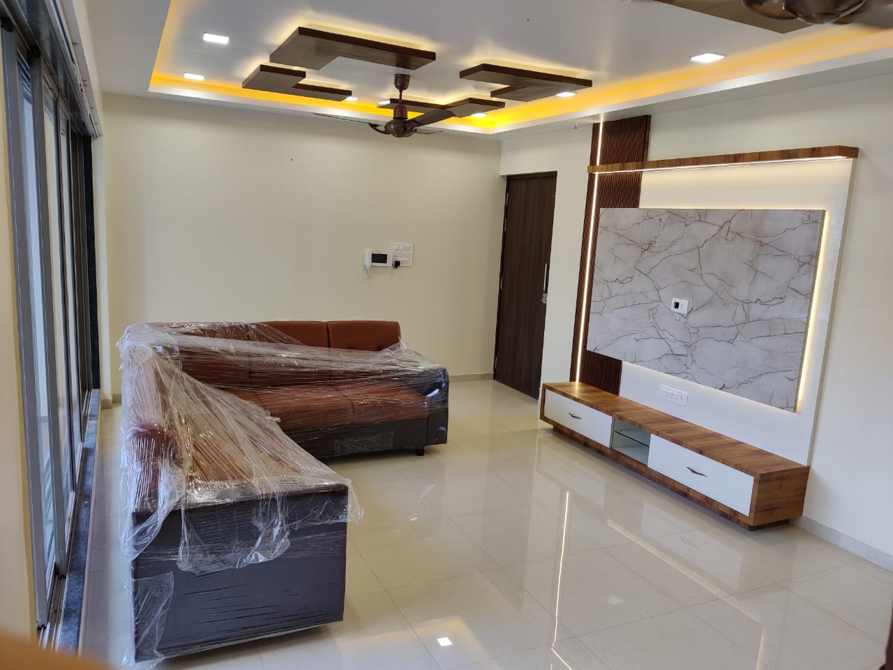 2.5 BHK + Study Room Apartment For Rent in Runwal Eirene