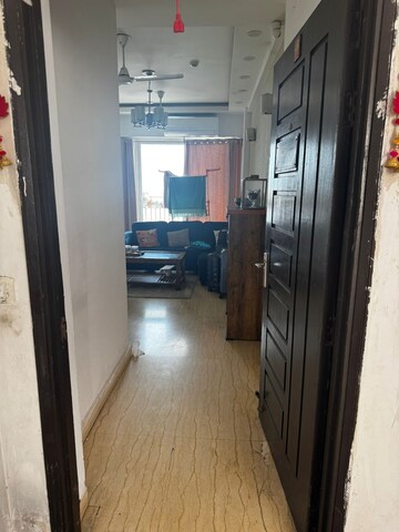 Building Lobby in 3 BHK Apartment at Mahagun Moderne, Sector 78 – for Rent